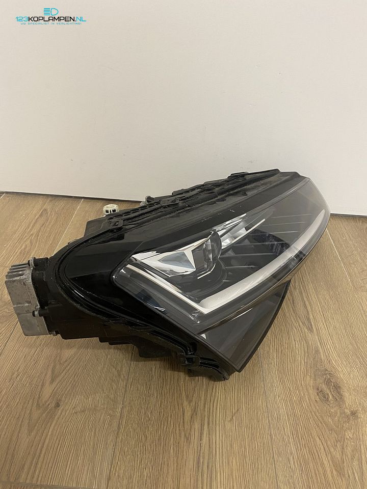 Skoda Superb III Facelift 3V1 Led koplamp rechts – Foto 4