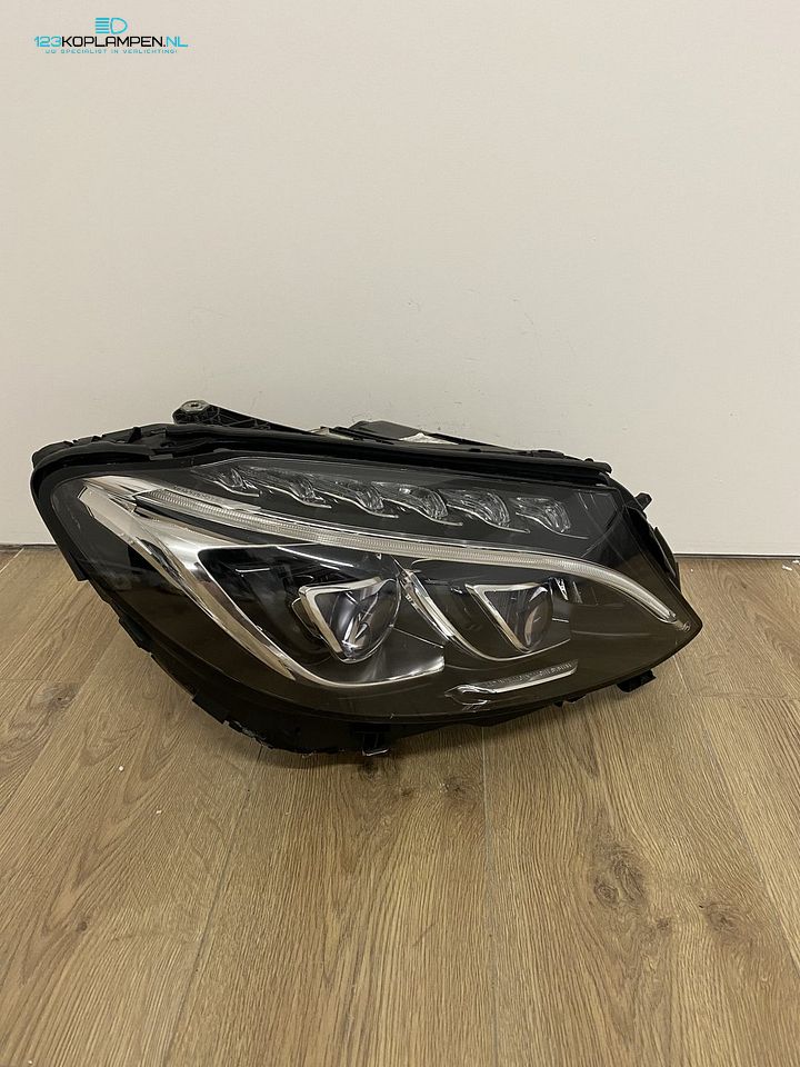Mercedes C Klasse W205 Full Led koplamp rechts  – Foto 2