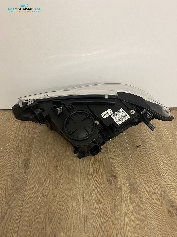 BMW 4 Serie F32 F33 F36 BI Xenon koplamp rechts  – Foto 5