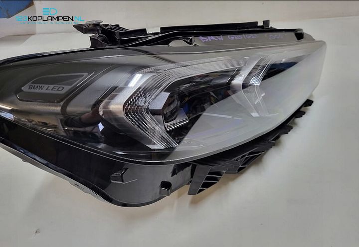 BMW 3 G20 G21 LCI Facelift Full Led Black Koplamp rechts – Foto 5