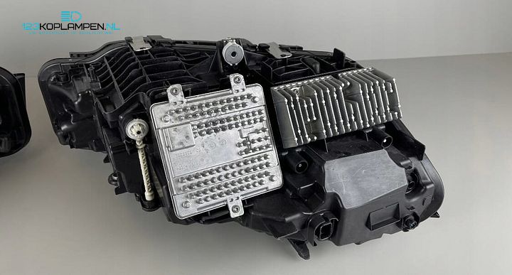 BMW 3 G20 G21 LCI Facelift Full Led Koplamp links rechts – Foto 11