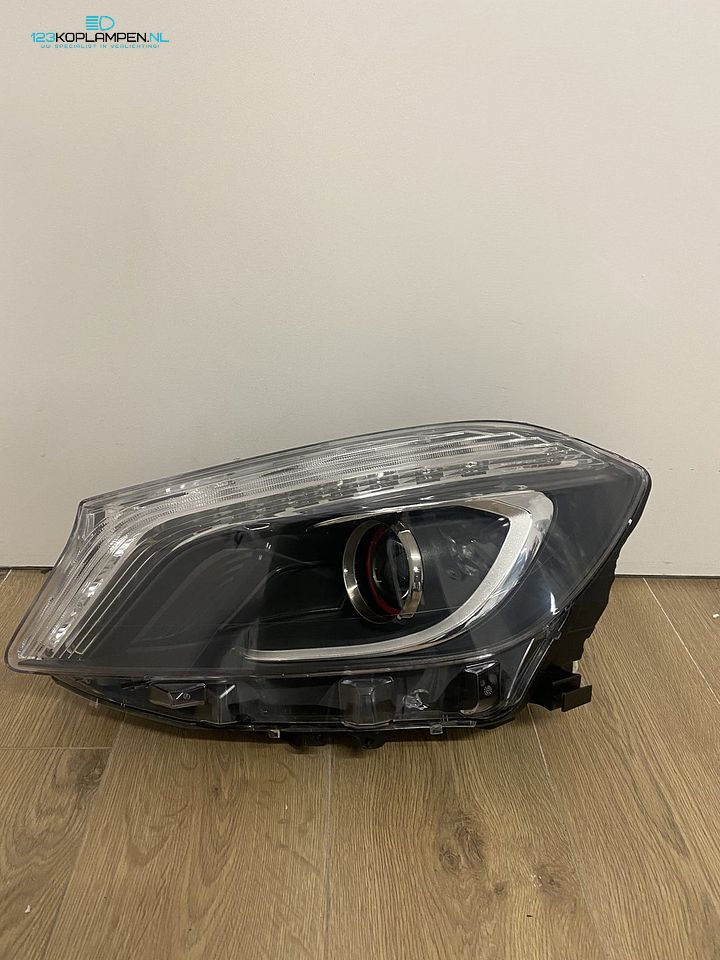 Mercedes W176 A Klasse AMG Bi-Xenon koplamp links edition rood – Foto 2