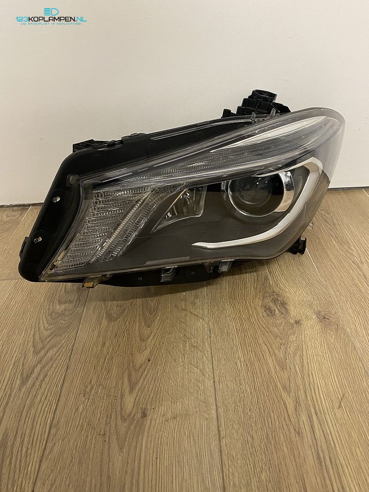 Mercedes W117 CLA ILS Xenon koplamp links – Foto 3