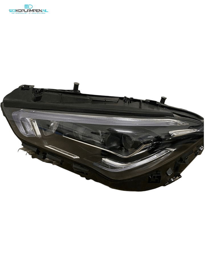 Mercedes W118 CLA Multibeam Led koplamp links