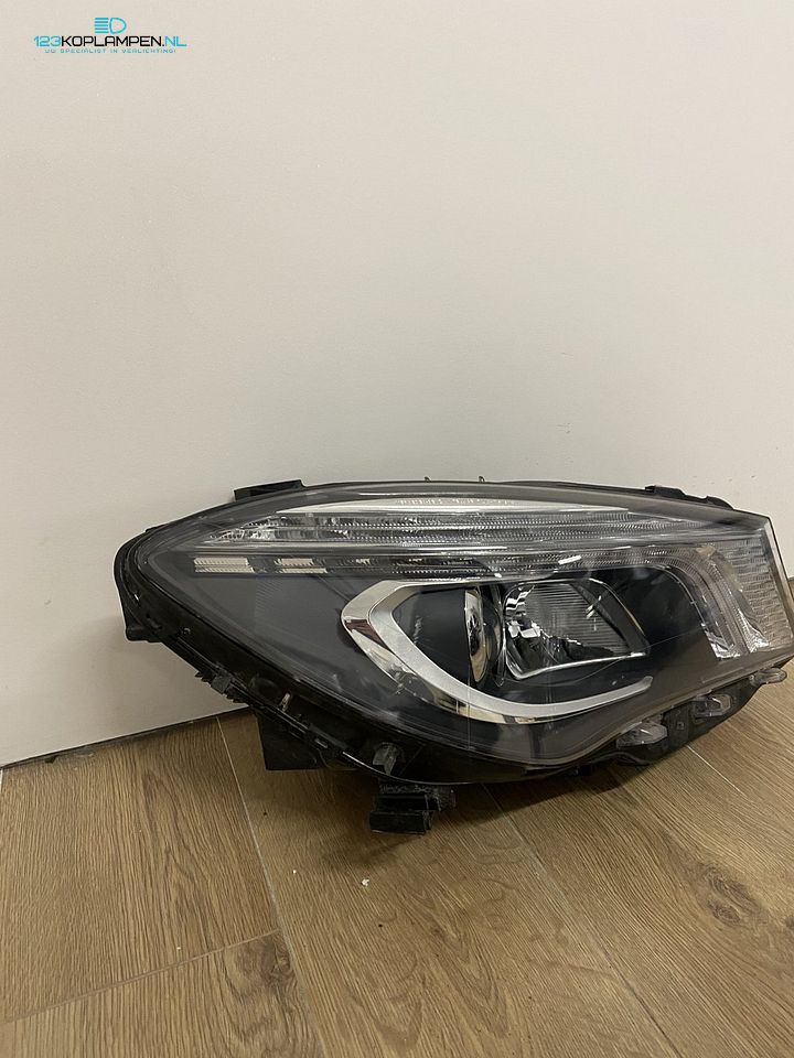 Mercedes W117 CLA ILS Xenon koplamp rechts – Foto 4
