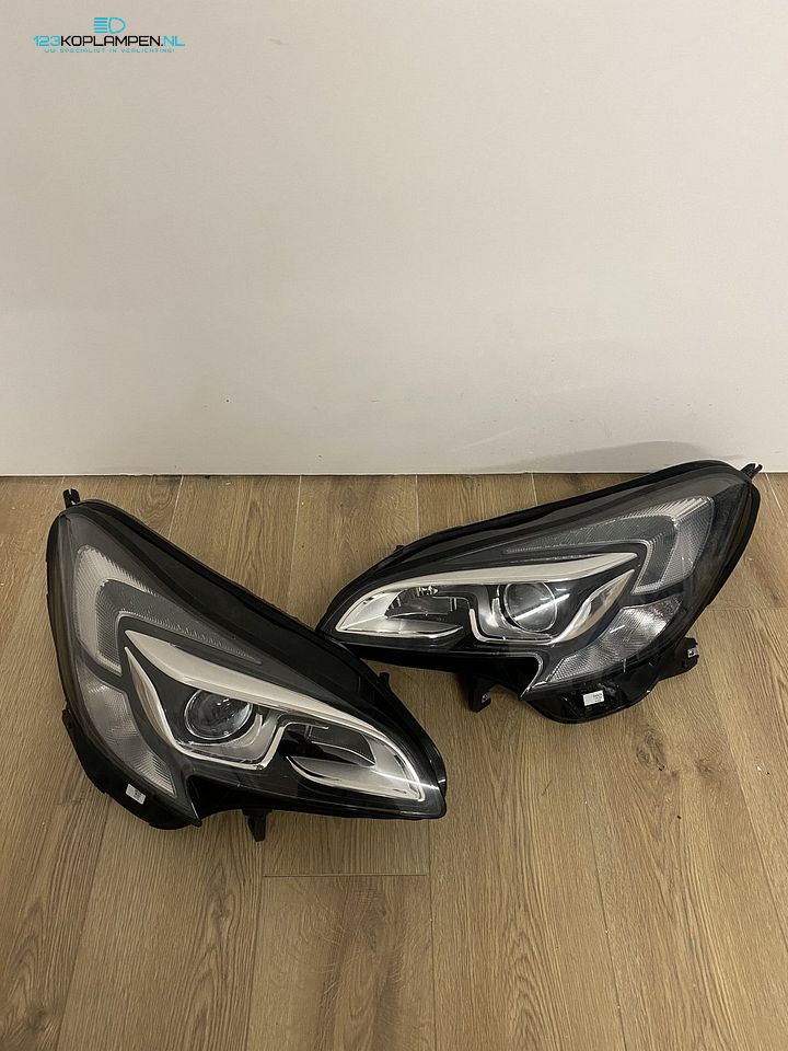 Opel Corsa E Xenon Koplamp links rechts  – Foto 2