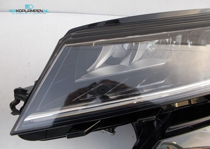 Skoda Kodiaq Full Led koplamp links rechts  – Foto 5