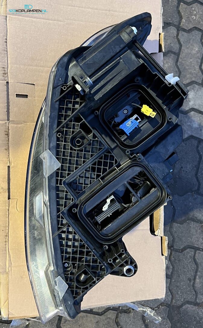Mercedes V Klasse EQV Vito X447 Full Led koplamp links  – Foto 8
