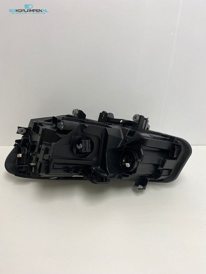 BMW F45 F46 Facelift Full Led koplamp rechts – Foto 6