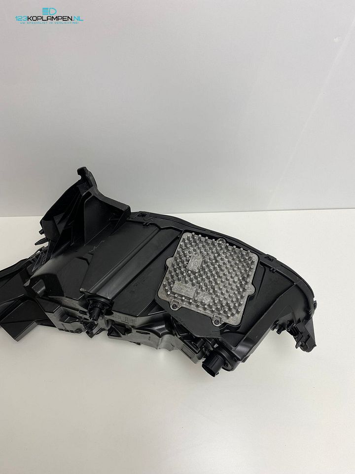 Range Rover Velar Mid Led koplamp rechts compleet – Foto 4