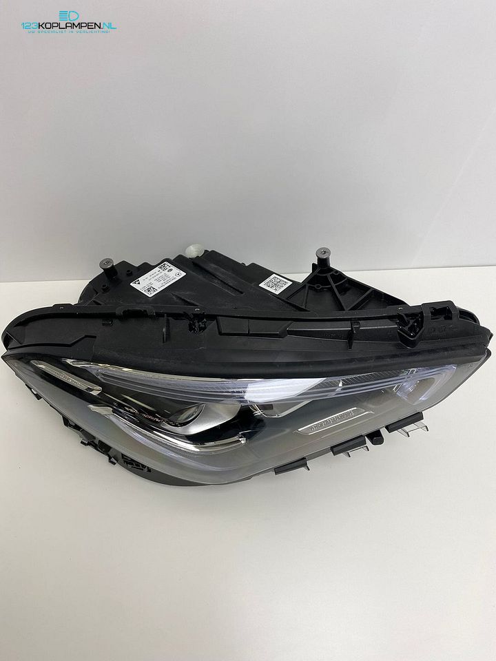 Mercedes CLA W118 Performance Full Led koplamp rechts – Foto 3
