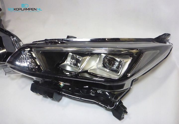 Nissan Leaf II ZE1 Full Led koplamp links rechts – Foto 4
