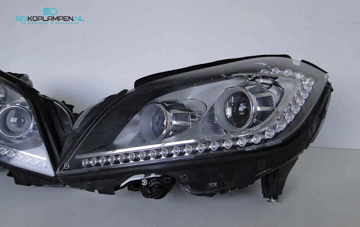 Mercedes CLS W218 W219 Xenon koplamp links – Foto 2