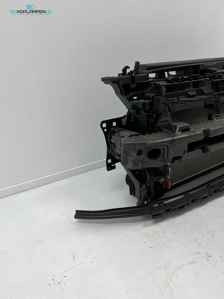 VW Volkswagen Golf 8 R 2.0 TSI voorfront koelerpakket koeler – Foto 4