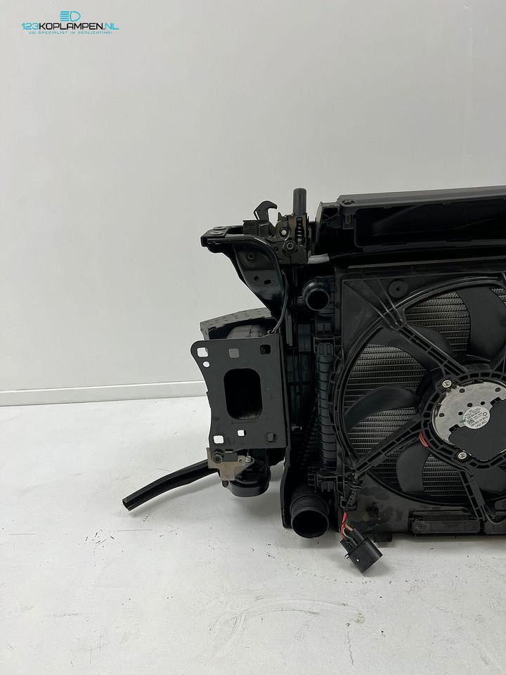 VW Volkswagen Golf 8 R 2.0 TSI voorfront koelerpakket koeler – Foto 10