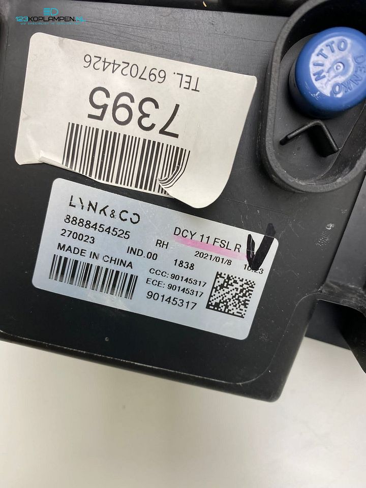 Lynk & Co Full Led koplamp links rechts boven – Foto 11