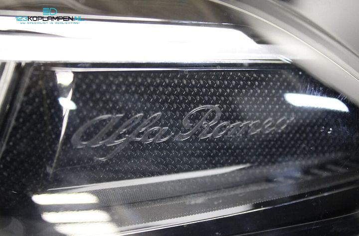 Alfa Romeo Tonale Full Led Matrix koplamp links  – Foto 4