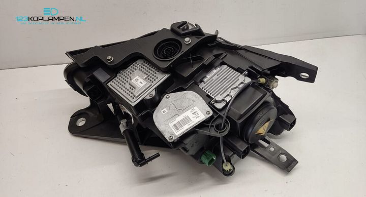 Maserati Quattroporte VI Xenon koplamp links – Foto 7