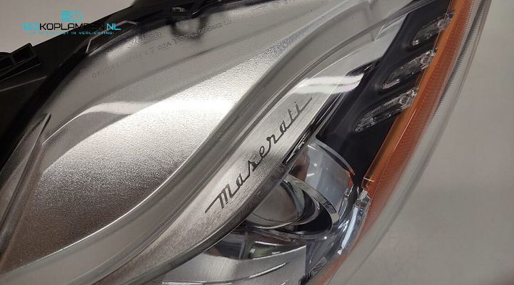 Maserati Quattroporte VI Xenon koplamp links – Foto 5