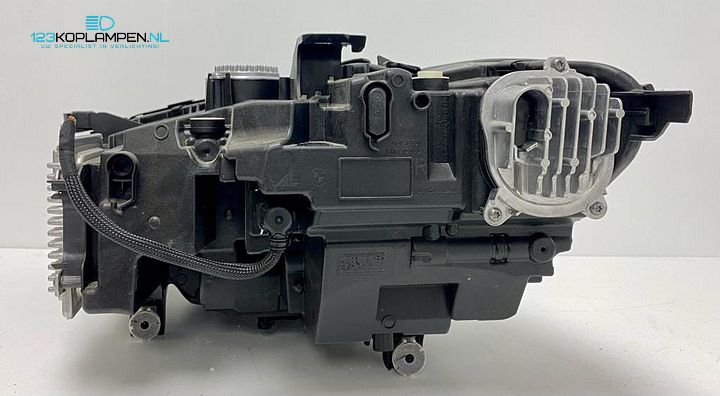 BMW 8 Serie G14 / G15 Full LED koplamp rechts – Foto 4
