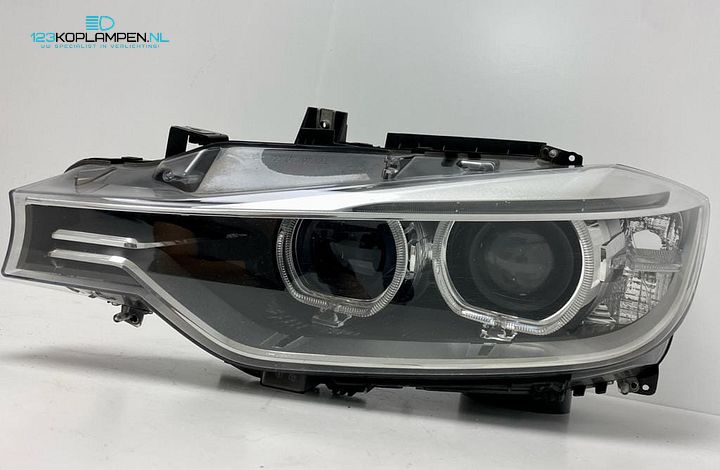 BMW 3 Serie F30 / F31 Bi Xenon koplamp links – Foto 2