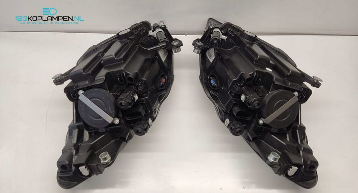 Mercedes SLS W197 Bi Xenon koplamp links rechts  – Foto 5