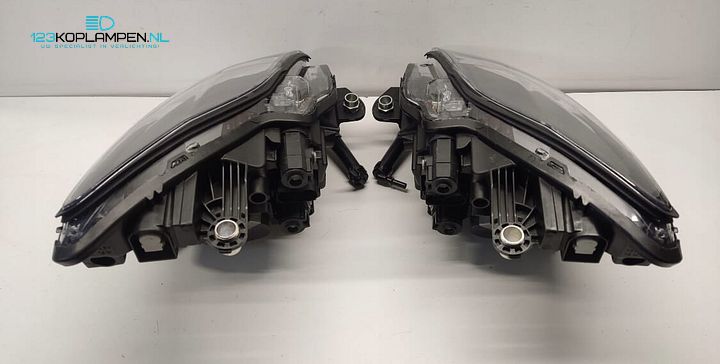 Mercedes SLS W197 Bi Xenon koplamp links rechts  – Foto 6