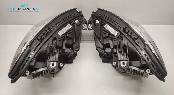 Mercedes CLA Facelift W117 Full Led koplamp links rechts  – Foto 5