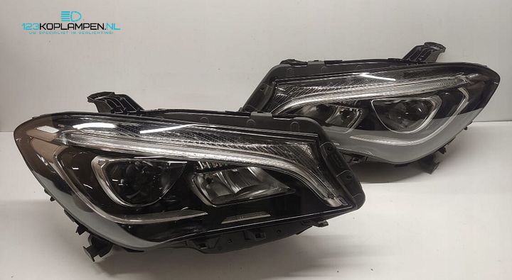 Mercedes CLA Facelift W117 Full Led koplamp links rechts  – Foto 3