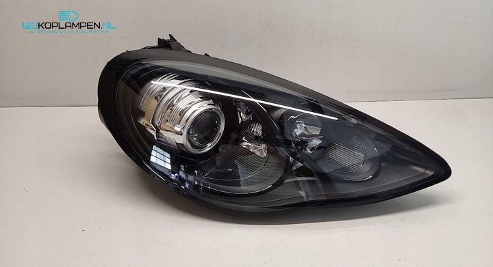 Porsche Panamera 970 Turbo GTS Xenon Koplamp rechts – Foto 4