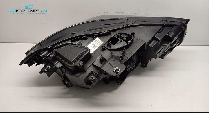 BMW 1 Serie F40 Shadow Line Adaptive Full Led Koplamp links – Foto 9