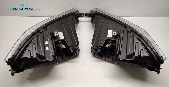 Tesla Model S Facelift Full Led koplamp links rechts – Foto 7