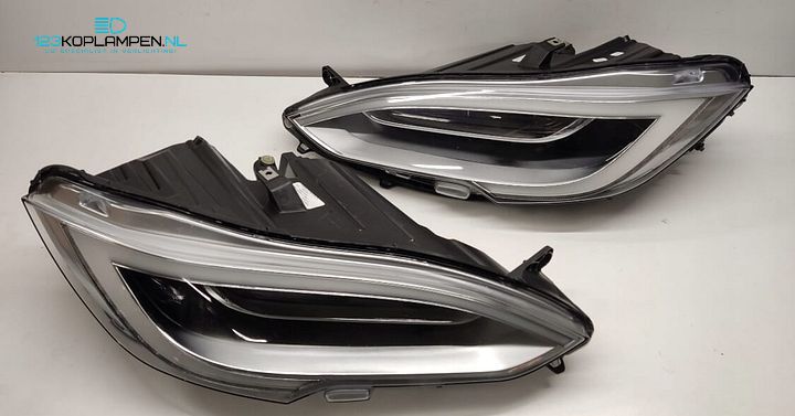 Tesla Model S Facelift Full Led koplamp links rechts – Foto 6