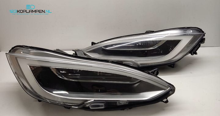 Tesla Model S Facelift Full Led koplamp links rechts – Foto 2