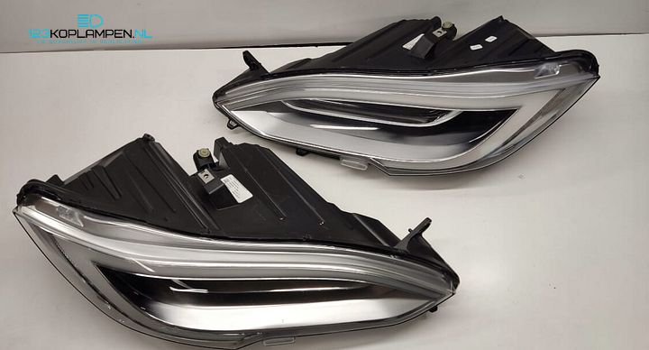 Tesla Model S Facelift Full Led koplamp links rechts – Foto 3