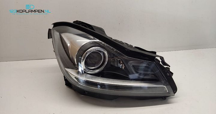 Mercedes C Klasse W204 Facelift Xenon koplamp rechts – Foto 3