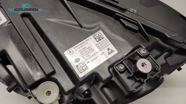 Mercedes CLA W118 Multibeam Full Led koplamp rechts – Foto 10