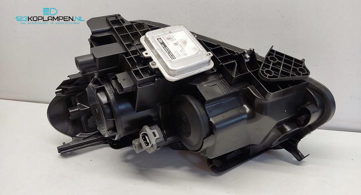 Nissan Qashqai J10 Facelift Xenon koplamp rechts – Foto 4