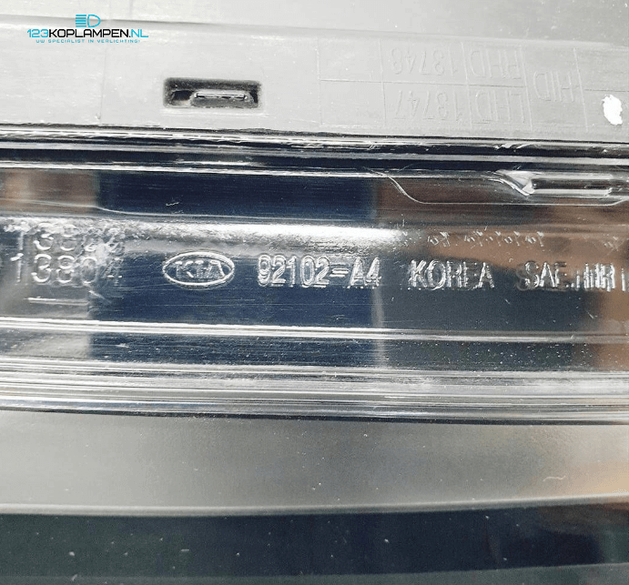 Kia Carens 4 Bi Xenon koplamp rechts – Foto 6