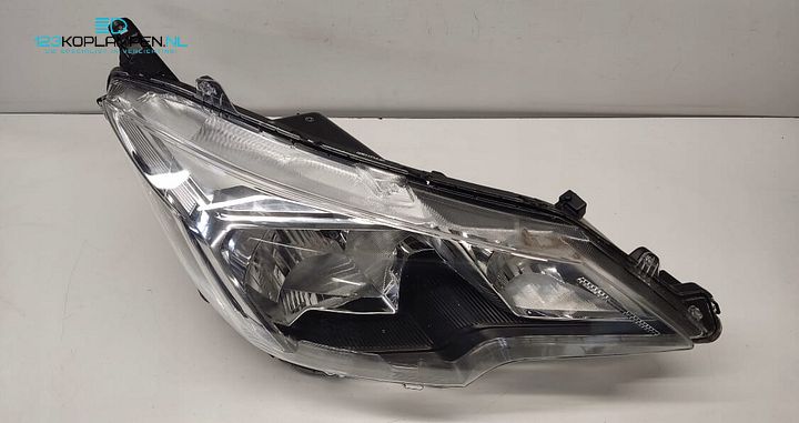 Mitsubishi Space Star 2 Facelift koplamp rechts – Foto 3
