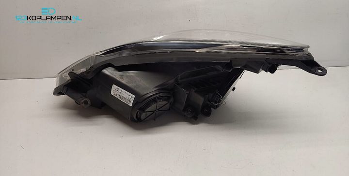 Opel Corsa D koplamp rechts – Foto 5