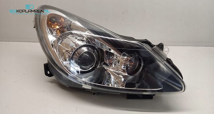 Opel Corsa D koplamp rechts – Foto 2