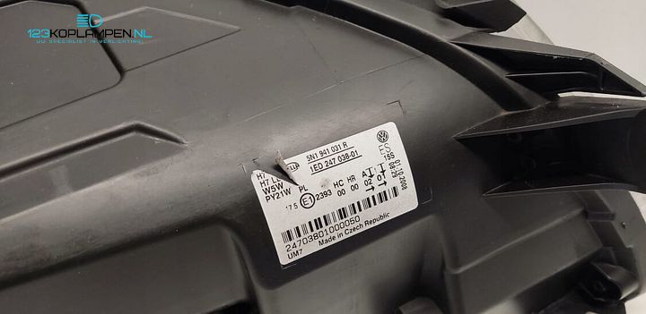 VW Volkswagen Tiguan 5N koplamp links – Foto 7