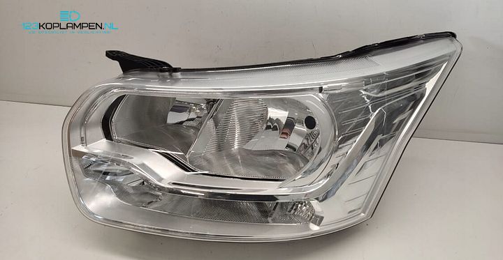 Ford Fiesta MK8 koplamp links – Foto 3