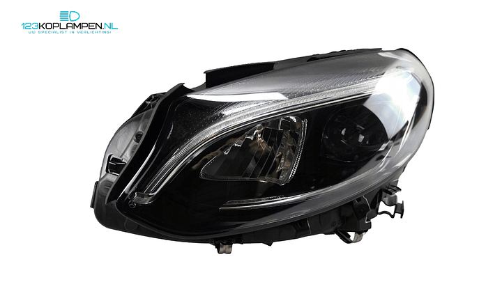 Mercedes B Klasse W246 Performance Facelift koplamp links – Foto 2