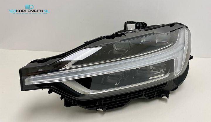 Volvo XC60 II Full LED koplamp links – Foto 2