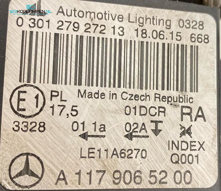 Mercedes CLA C117 Bi Xenon koplamp rechts  – Foto 7