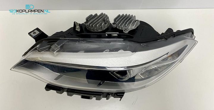BMW 2 Serie F22 / F23 Bi Xenon LED koplamp links – Foto 3