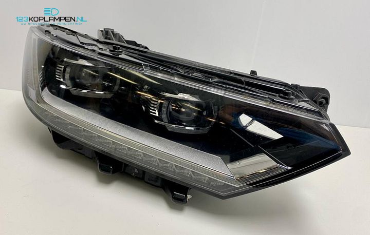 Volkswagen Passat B8 3G Full LED koplamp rechts  – Foto 3