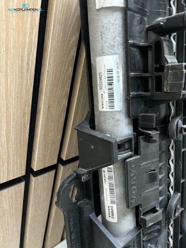 Volvo XC90 XC60 V90 S90 2.0 / 2.4 diesel D4 D5 koelerpakket koelers radiateur koelvin – Foto 6